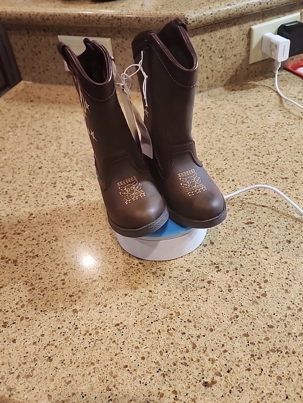 NWT BOY'S TOY STORY WOODY BOOTS SIZE-7c.